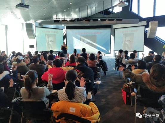 澳门与香港2025今晚资料，词语释义解释落实